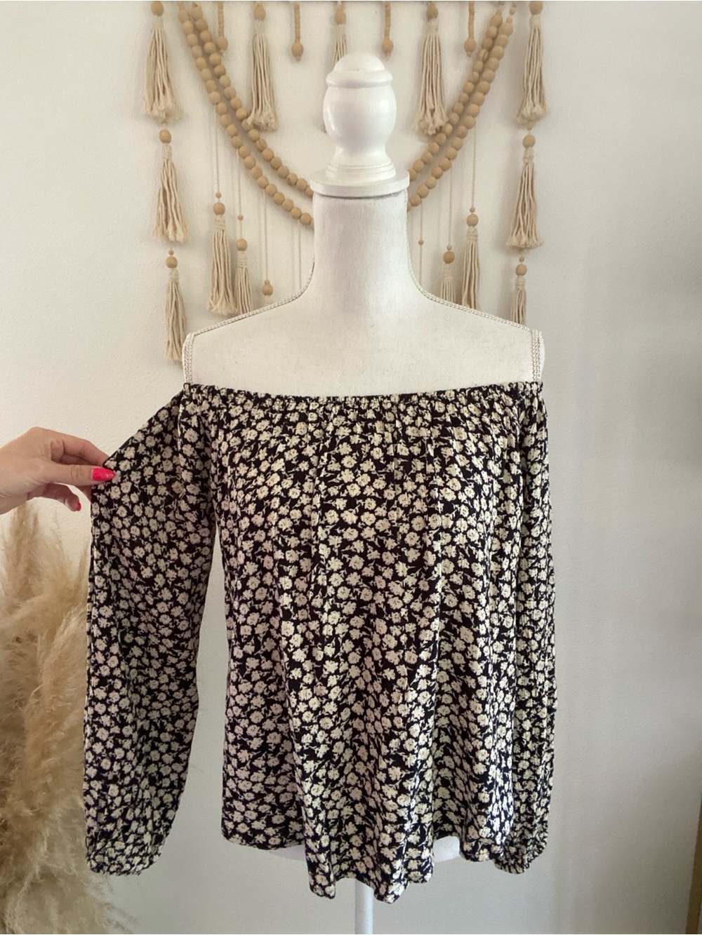 Billabong off the shoulder black cream floral top Flowy boho beach vibes medium